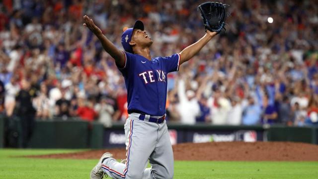 Rangers' Corey Seager reminded everyone who owns Globe Life Field in  Arlington