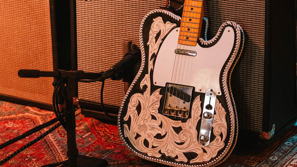  Fender Waylon Jennings Telecaster 