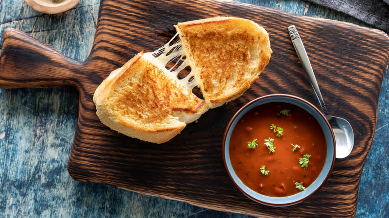 Grilled cheese with tomato soup