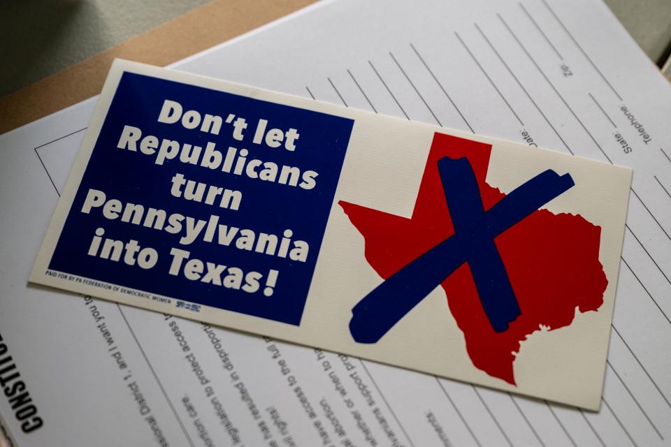 A pro-abortion-rights bumper sticker.