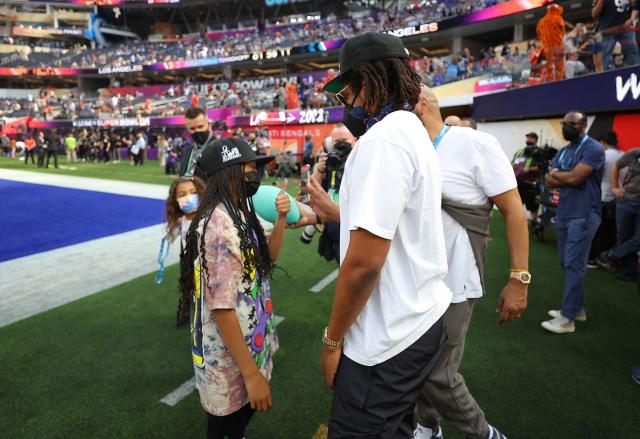 Blue Ivy Made an Ultra-Rare Appearance at the Super Bowl With Jay