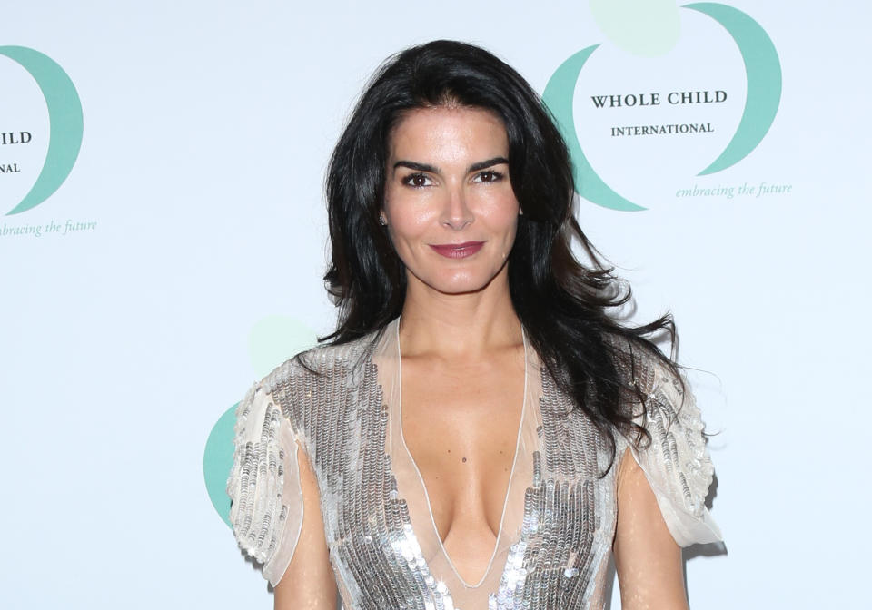 BEVERLY HILLS, CA - OCTOBER 26:  Actress Angie Harmon attends the Whole Child International's inaugural gala at the Regent Beverly Wilshire Hotel on October 26, 2017 in Beverly Hills, California.  (Photo by Paul Archuleta/WireImage)