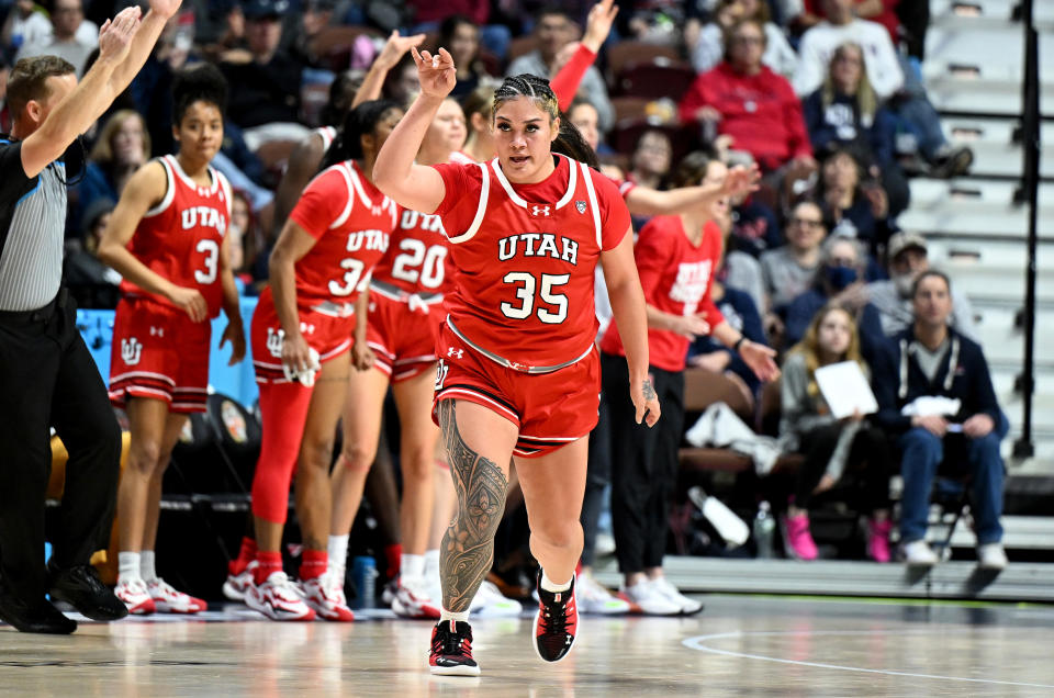 UNCASVILLE, CONNECTICUT – DECEMBER 10: Alissa Pili #35 of the Utah Utes celebrates in the third quarter against the South Carolina Gamecocks at Mohegan Sun Arena on December 10, 2023 in Uncasville, Connecticut. (Photo by Greg Fiume/Getty Images)