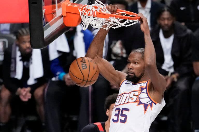 Kevin Durant, figura de Phoenix Suns