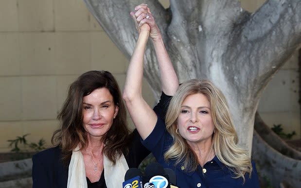 Lisa Bloom, right, with model Janice Dickinson, who accused Bill Cosby of sexual assault - 2016 Getty Images