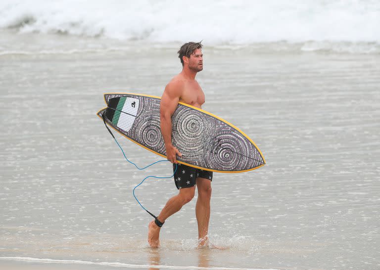 Chris Hemsworth disfruta de un merecido descanso en su ciudad natal, Byron Bay