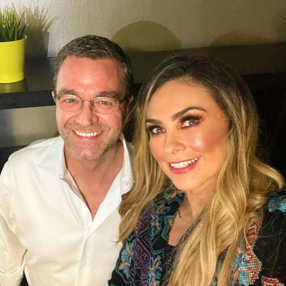 Guillermo Pous con Aracely Arámbula / Cortesía 