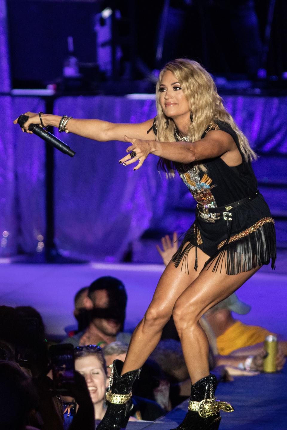 Thursday – Country Concert ’22 Artist Gallery: Carrie Underwood
