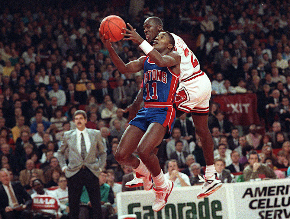 Isiah Thomas vs Michael Jordan