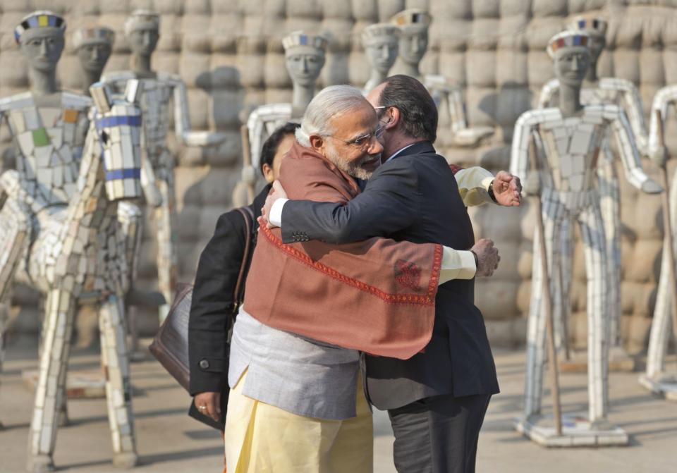 El abrazo de Narendra Modi