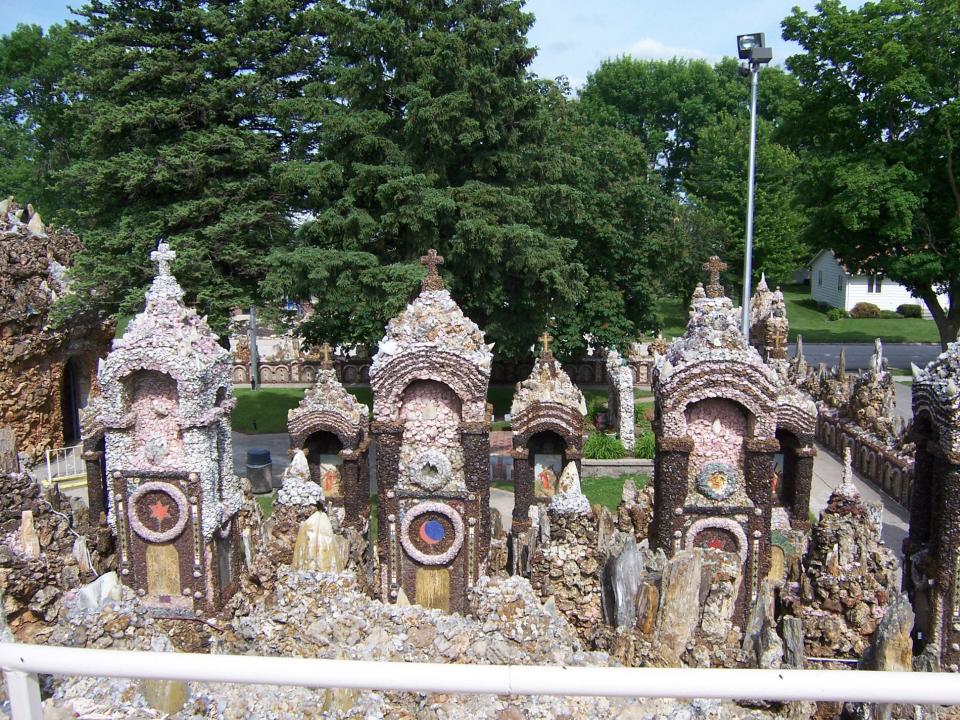 Grotto of the Redemption iowa