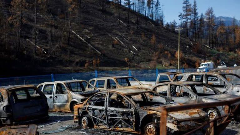 La ola de calor sin precedentes que impactó la población de Lytton, Canadá, en 2021 causó incendios devastadores.