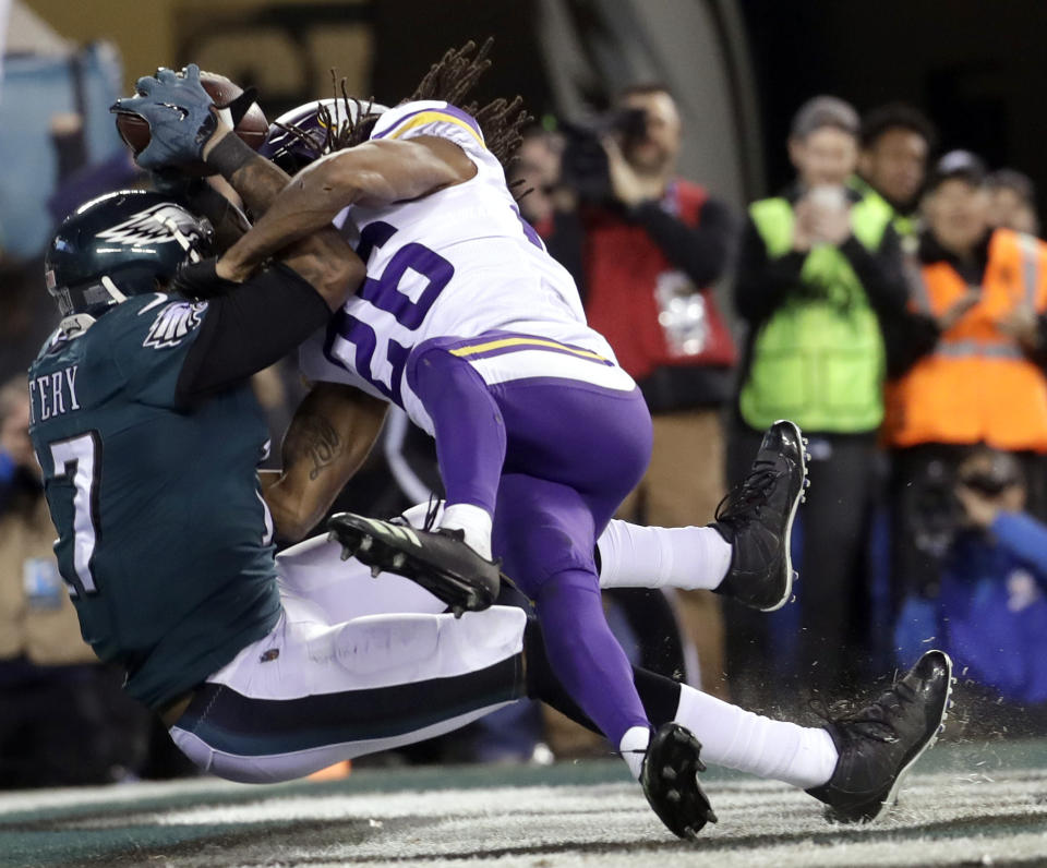 <p>Philadelphia Eagles’ Alshon Jeffery catches a touchdown pass in front of Minnesota Vikings’ Trae Waynes during the second half of the NFL football NFC championship game Sunday, Jan. 21, 2018, in Philadelphia. (AP Photo/Michael Perez) </p>