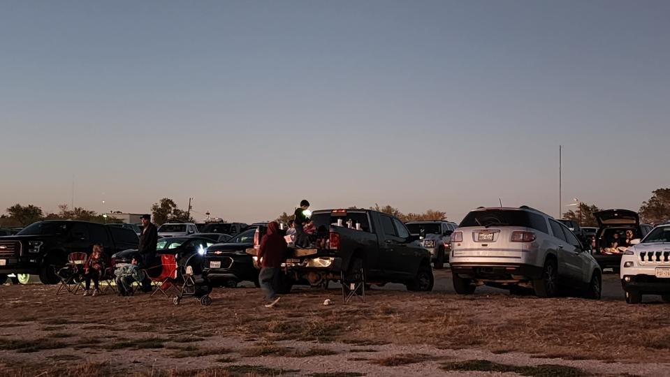 Cars line up on the final night of the Tascosa Drive-in Friday night in Amarillo.