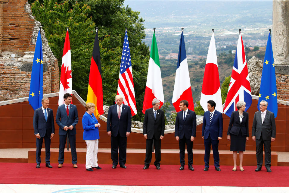 <p>From L-R, European Council President Donald Tusk, Canadian Prime Minister Justin Trudeau, German Chancellor Angela Merkel, U.S. President Donald Trump, Italian Prime Minister Paolo Gentiloni, French President Emmanuel Macron, Japanese Prime Minister Shinzo Abe, Britainís Prime Minister Theresa May and European Commission President Jean-Claude Juncker pose for a family photo during the G7 Summit in Taormina, Sicily, Italy, May 26, 2017. (Photo: Tony Gentile/Reuters) </p>