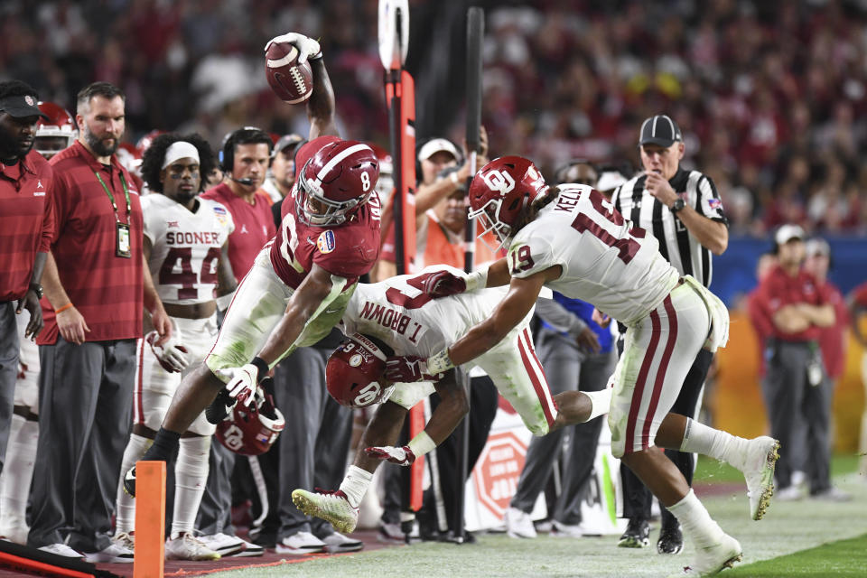 MIAMI GARDENS, FL - DECEMBER 29: Josh Jacobs #8 of the Alabama Crimson Tide carries the ball in the second quarter during the College Football Playoff Semifinal game at the Capital One Orange Bowl on December 29, 2018 at the Hard Rock Stadium in Miami Gardens, Florida. Credit: mpi04/MediaPunch /IPX