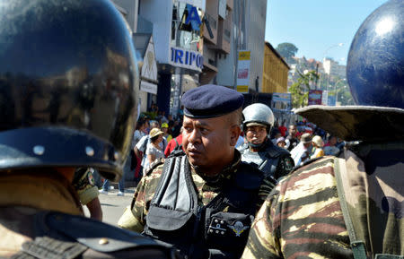Riot police prepare to disperse opposition demonstrators protesting against new electoral laws in Antananarivo, Madagascar April 21, 2018. REUTERS/Clarel Faniry Rasoanaivo