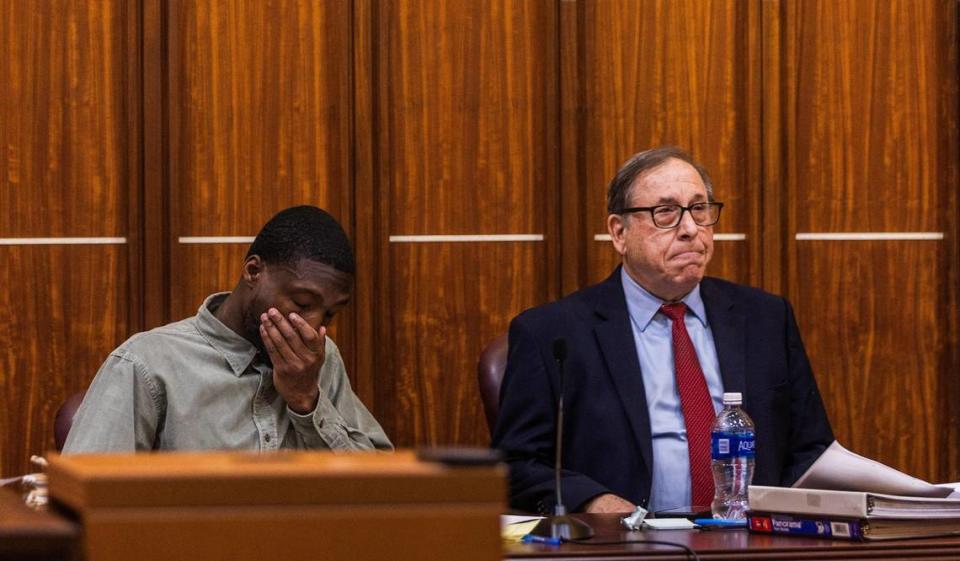 Defense attorney Alan Greenstein, right, of George Walton, left, who was found guilty Wednesday, Feb. 21, 2024, of murdering Andrea Camps-Lacayo in April 2020 during a botched robbery of three pair of sneakers. Pedro Portal/pportal@miamiherald.com
