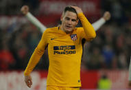 Soccer Football - Spanish King's Cup - Quarter Final Second Leg - Sevilla vs Atletico Madrid - Ramon Sanchez Pizjuan, Seville, Spain - January 23, 2018 Atletico Madrid's Kevin Gameiro looks dejected after the match REUTERS/Jon Nazca