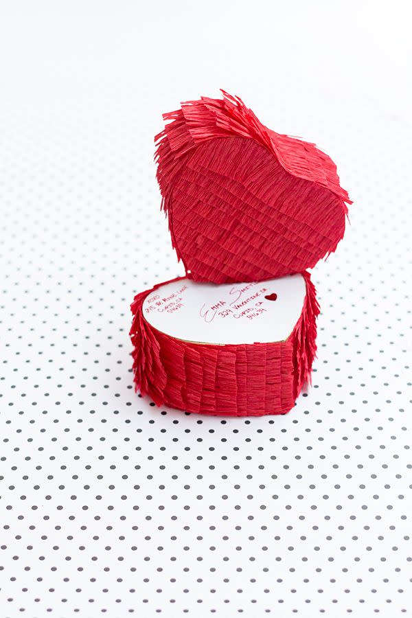 heart diy valentines day boxes