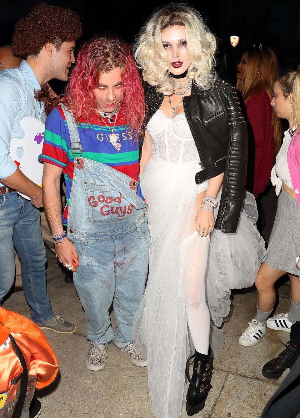 <h1 class="title">Bella Thorne and Mod sun arrive to halloween party dressed as Tiffany and Chucky from Bride of Chucky in Los Angeles, CA</h1><cite class="credit">Splash News</cite>