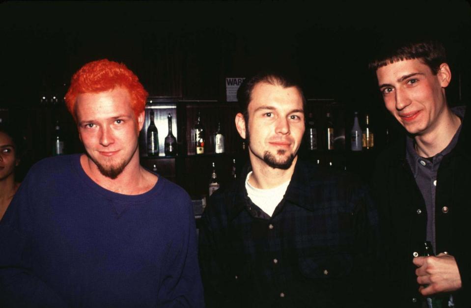 51 Rarely Seen Backstage Photos of Grunge Bands in the 90s