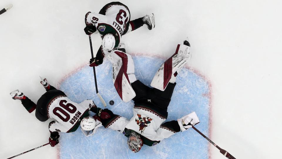 The Arizona Coyotes roster looks like a mess as the 2023-24 season approaches. (Getty)