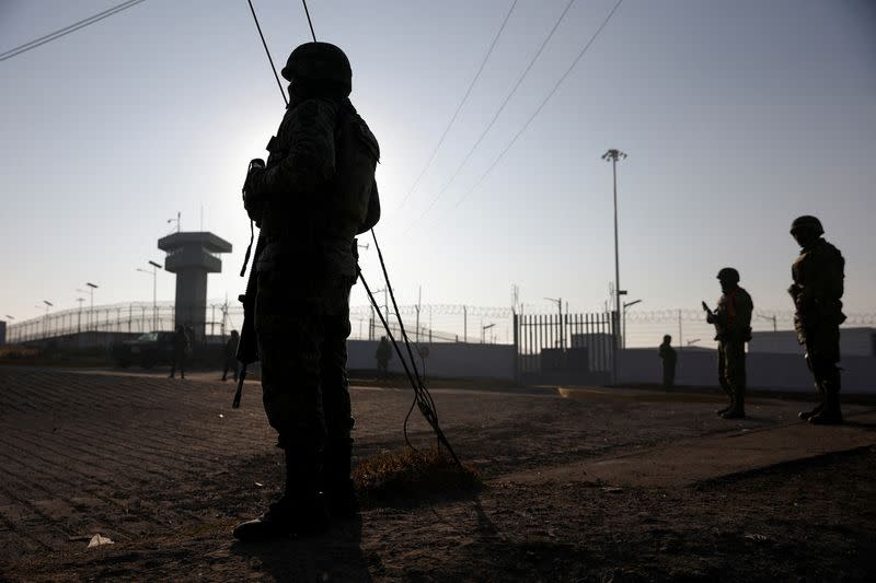 FILE PHOTO: Security forces stand outside of high security prison where Mexican drug leader Ovidio Guzman is imprisoned, in Almoloya de Juarez