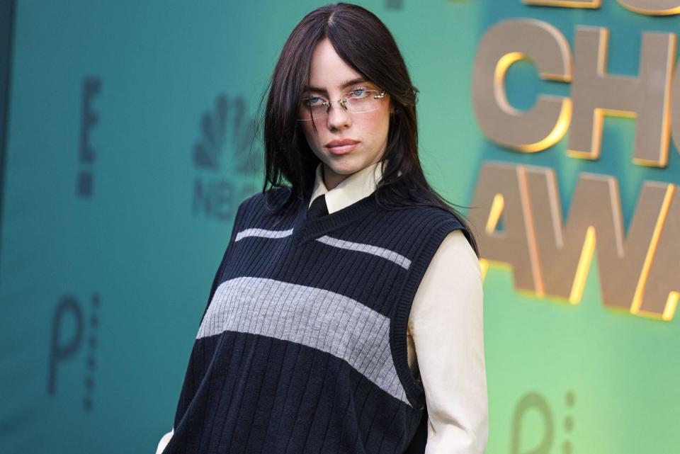 Why Billie Eilish's New Song 'L'Amour de Ma Vie' Is A 'Slap In The Face ...