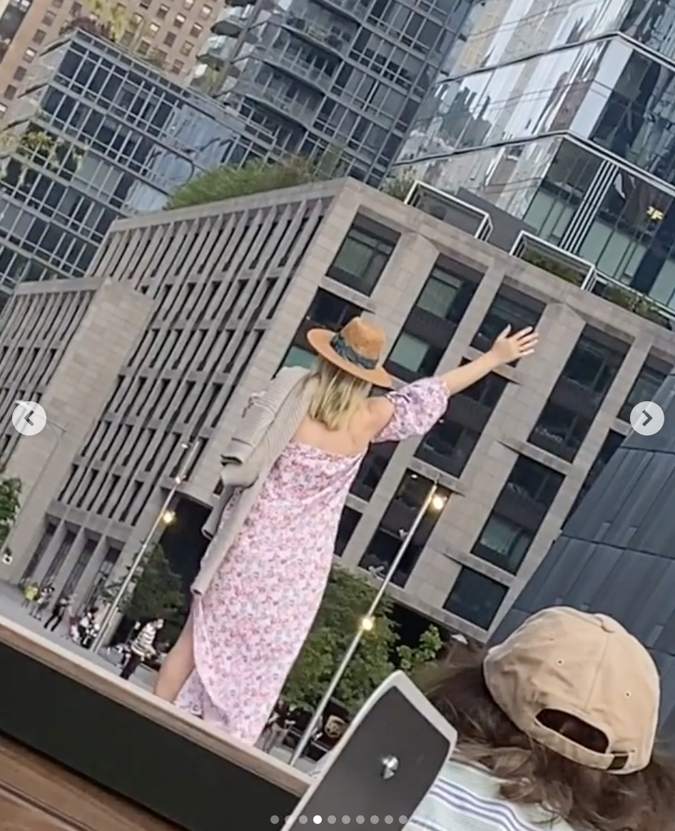 Svitlana Flom is seen flagging down police in New York City's Upper West Side.