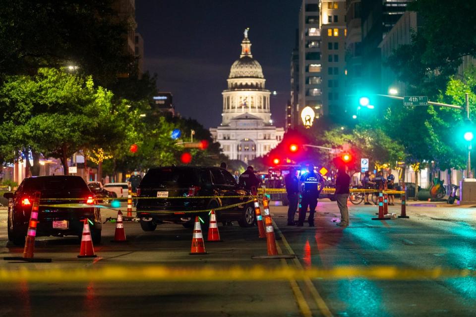 Police at the scene of the shooting (stephenspillman@me.com Stephen Spillman)