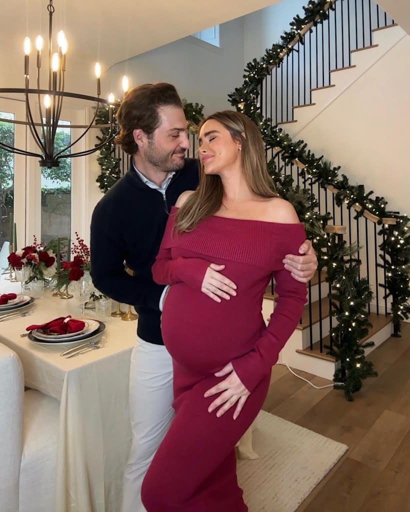 'The Bachelor’ Alum Amanda Stanton Gives Birth to Baby No. 3
