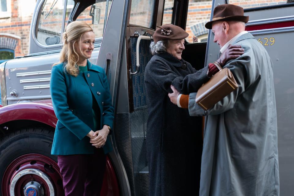 Laura Linney (from left), Maggie Smith and Niall Buggy star in "The Miracle Club."