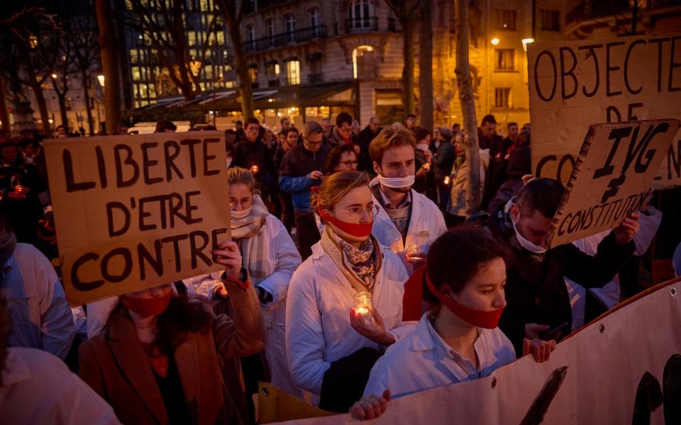 Anti-abortion protests in Paris