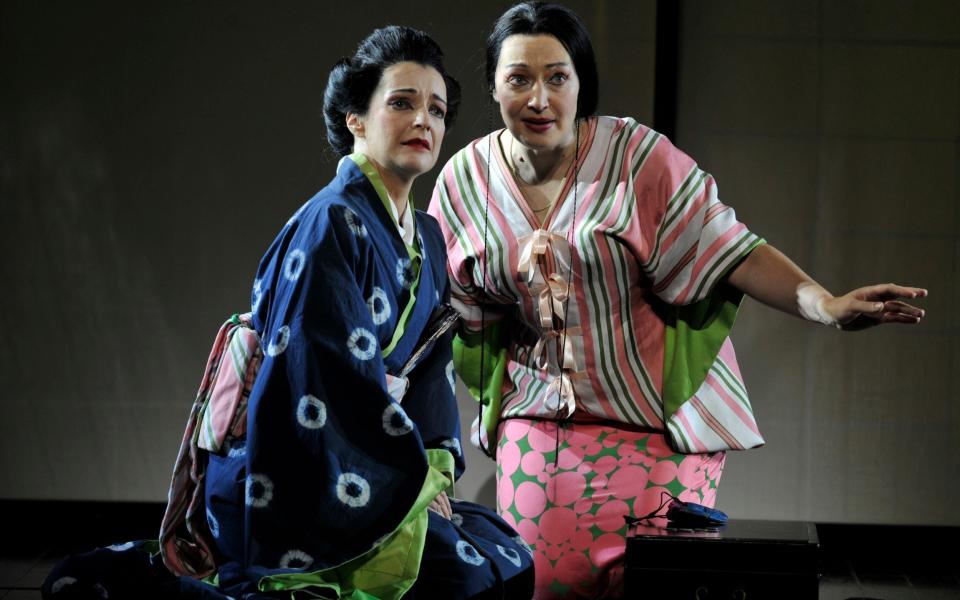 Pamela Helen Stephen as Suzuki and Dina Kuznetsova as Madam Butterfly in the ENO production at the London Coliseum in 2013 - Robbie Jack/Corbis via Getty Images