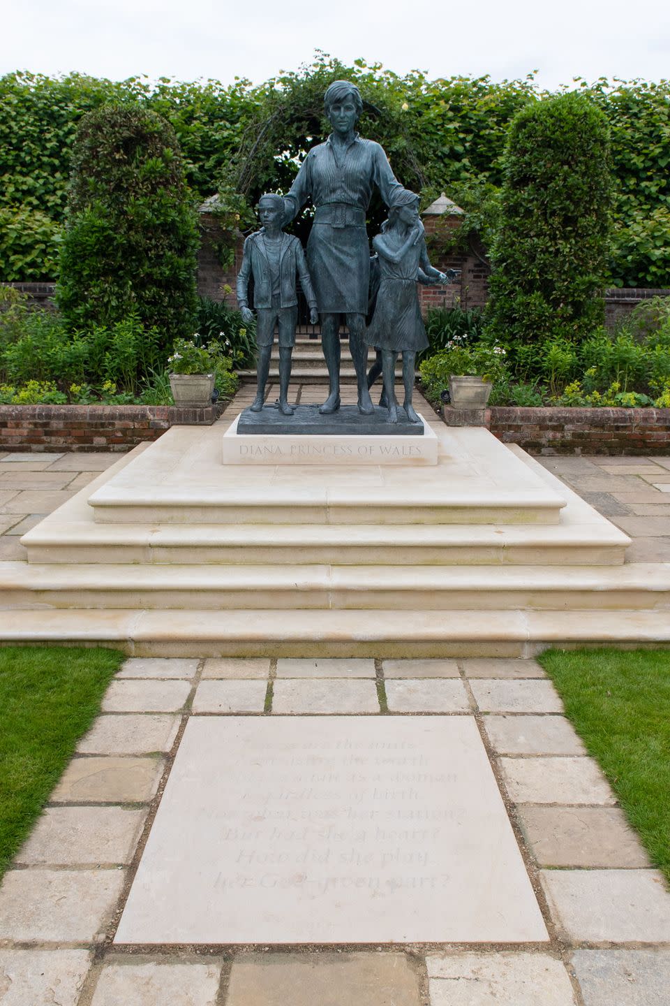 All the Photos of Princess Diana's Statue Unveiling