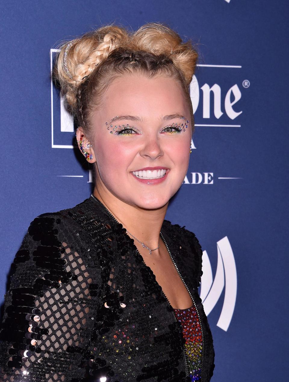 JoJo Siwa at the 33rd Annual GLAAD Media Awards