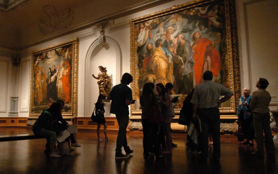 The Ringling offers free admission to the Museum of Art every Monday. The museums also participates in annual free museum days.