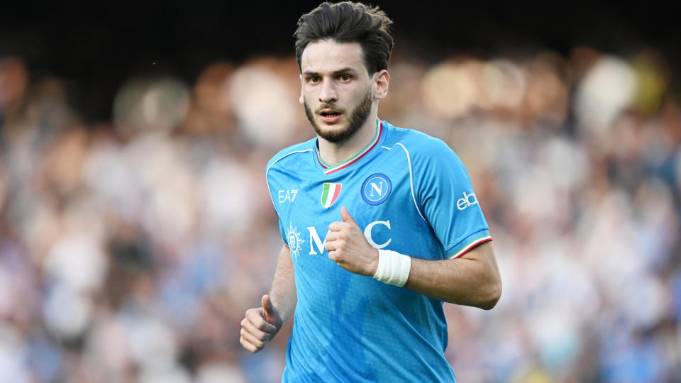 Napoli Selling Star Forward to PSG or Premier League Club Would Take Something ‘Completely Crazy