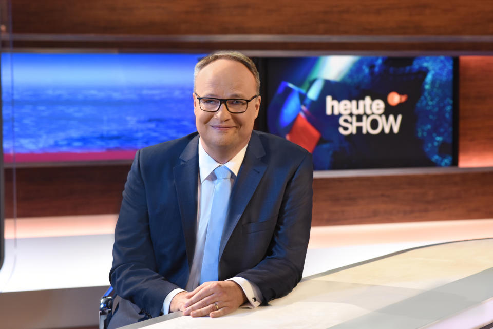 "heute-show"-Moderator Oliver Welke (Bild:: Sascha Baumann/ZDF/dpa)