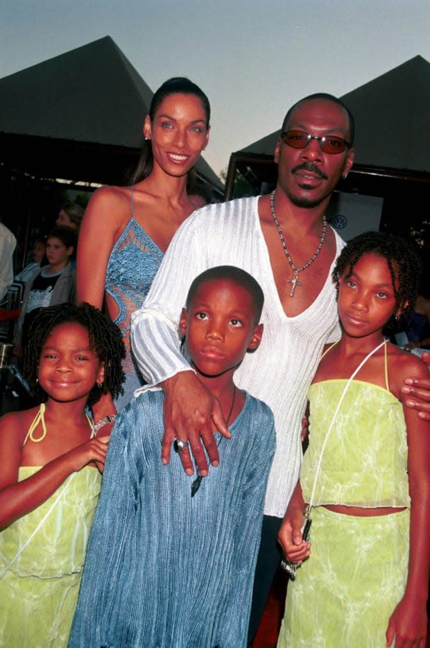 <p>Eddie Murphy with his wife, Nicole and their kids arrive at the premiere of "Nutty Professor 2: The Klumps" in 2000.</p>