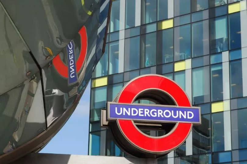 Southwark underground sign