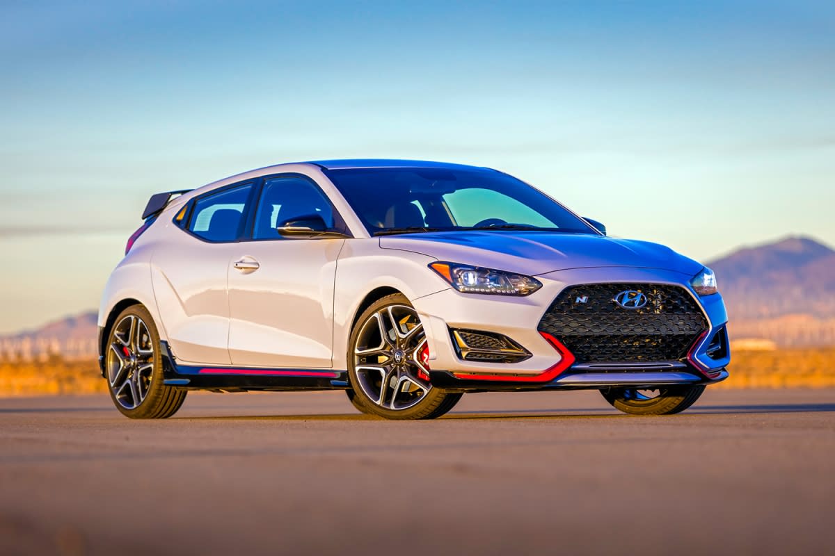 The 2022 Hyundai Veloster N, a fun hot hatch you should buy before Hyundai axes it