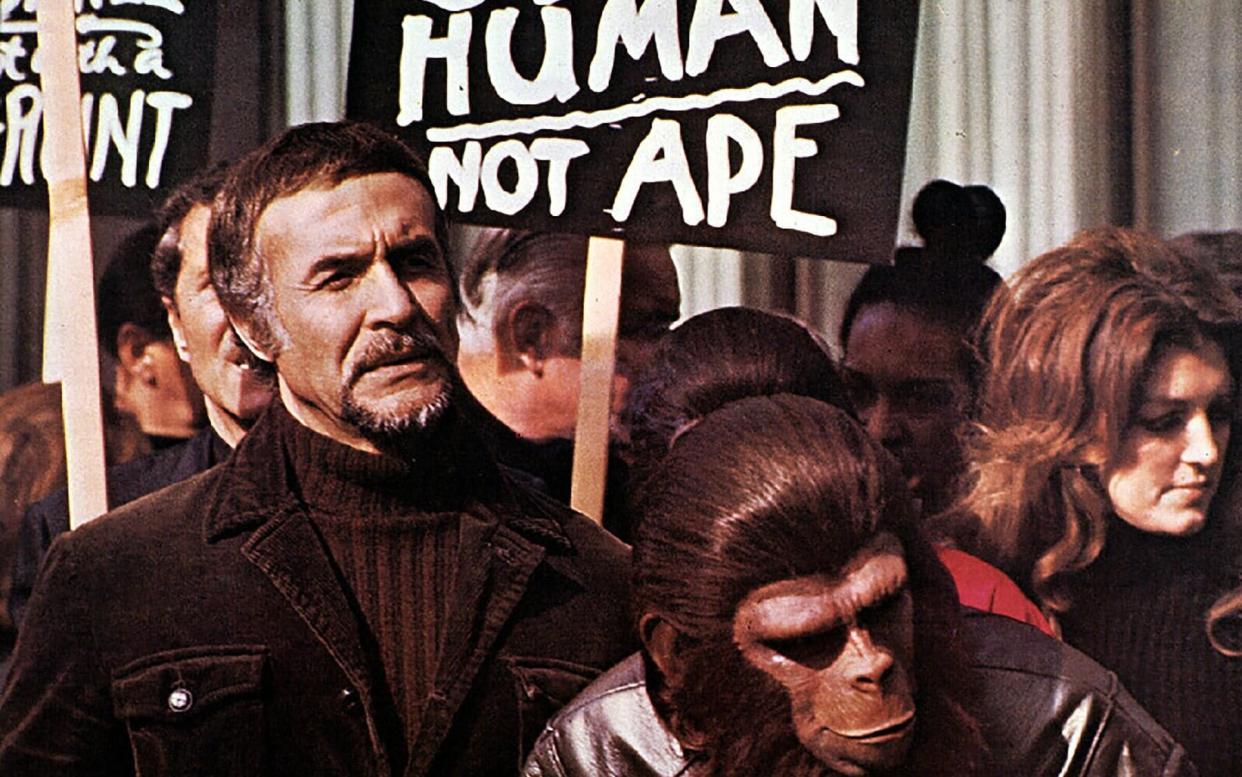Ricardo Montalban and Roddy McDowall  in Conquest of the Planet of the Apes