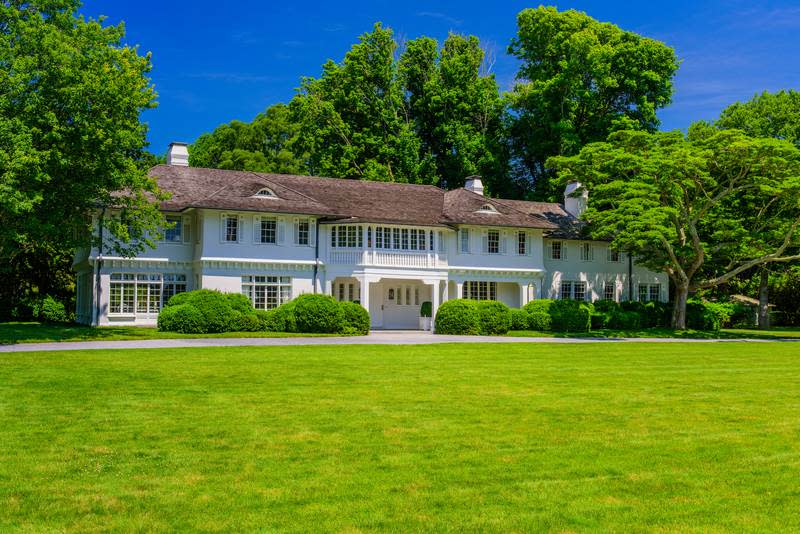 Jackie Onassis’ summer home in the Hamptons on the market