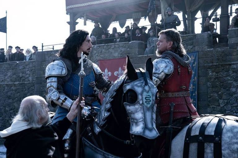 Adam Driver como Jacques LeGris y Matt Damon como Jean de Carrouges en "El Último Duelo".