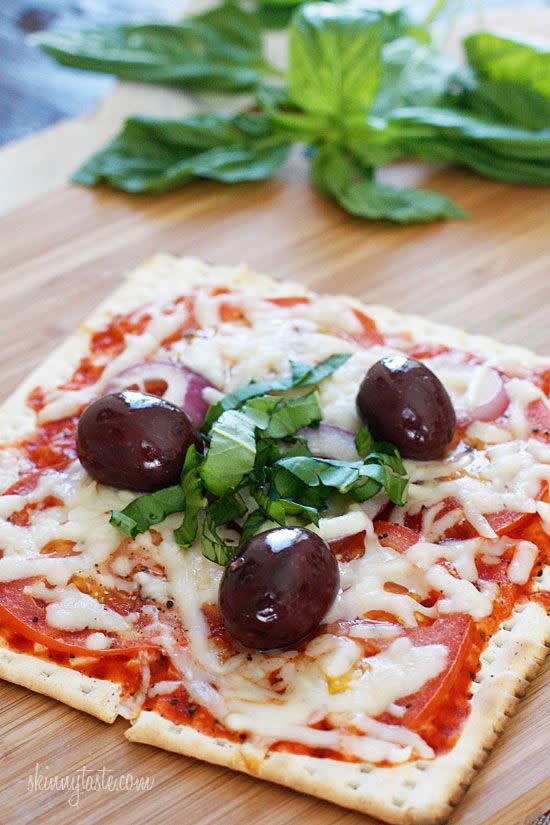 Matzoh Pizza