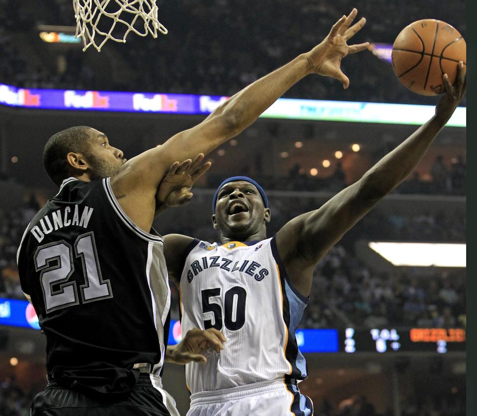 昔日曼菲斯黑白雙雄Marc Gasol和Zach Randolph（持球者）也曾率隊上演老八神話。（Foto AP/Mark Humphrey）