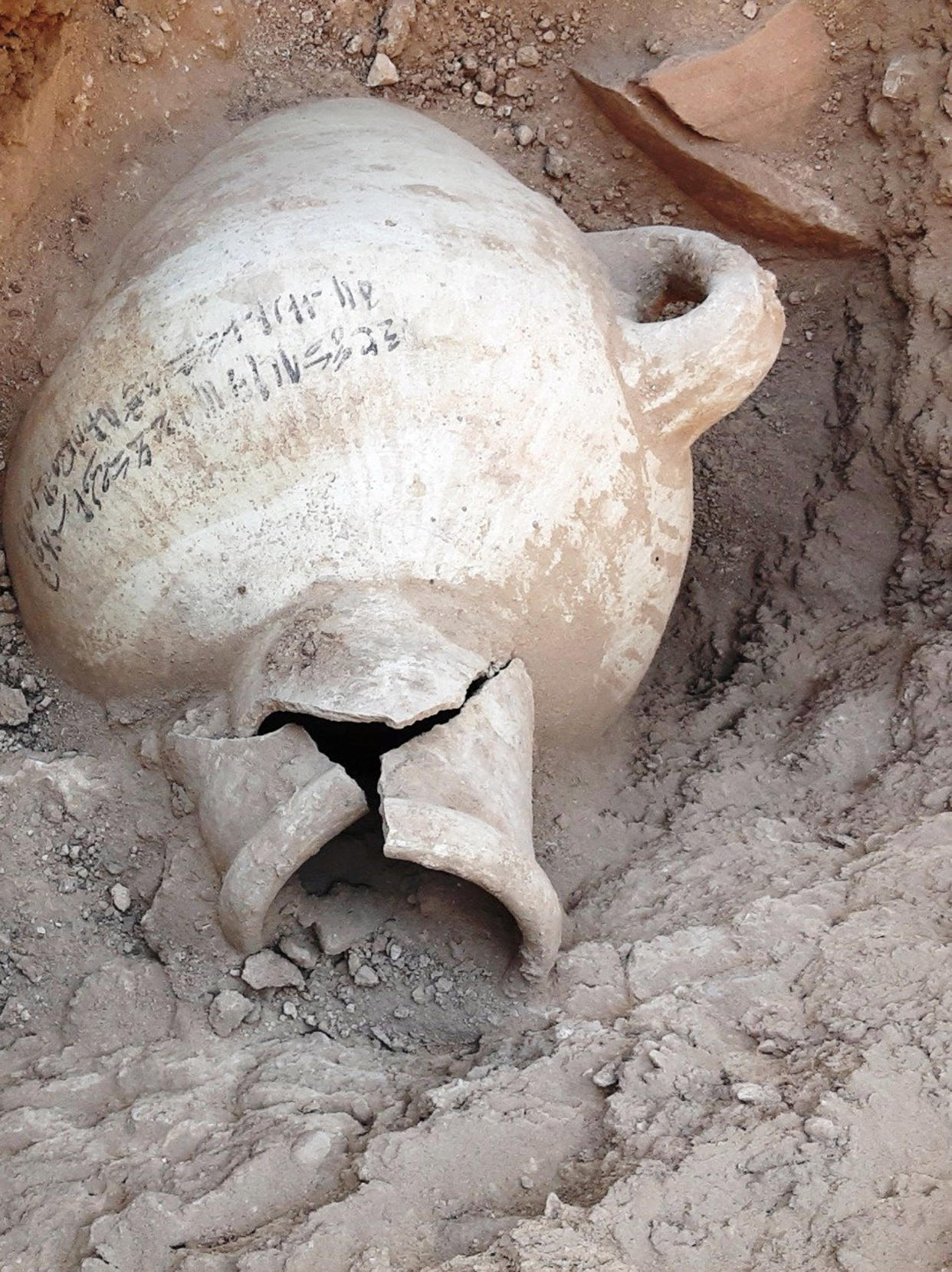 Image: Archeological discoveries are seen in Luxor (Zahi Hawass Center for Egyptology / via Reuters)