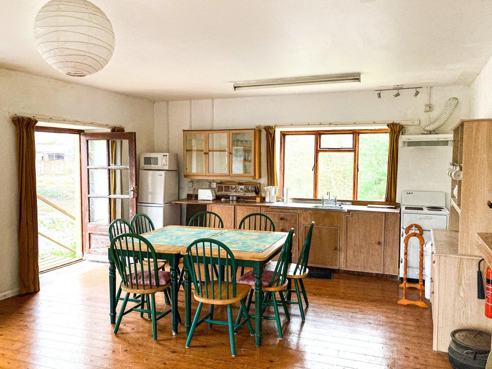 Kitchen at Inis Saimer Island